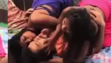 Masala threesome Indian porn of Tamil girls & servant