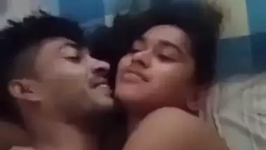 Desi collage lovers having hardcore