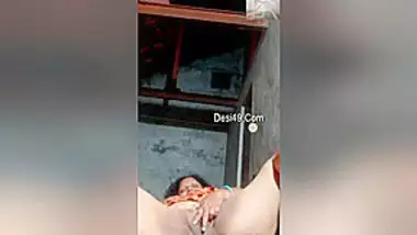 Today Exclusive- Desi Village Aunty Showing Her Pussy On Video Call