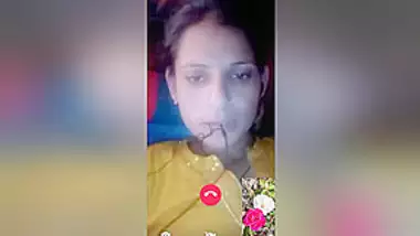 Today Exclusive- Sexy Bihari Girl Showing Her Boobs On Video Call Part 7