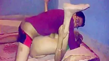 Home Sex Scandal Of Indian Aunty In Saree With College Guy