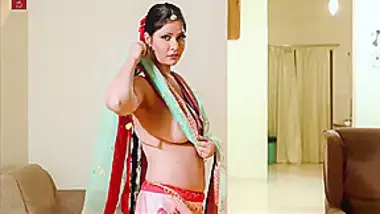 Diwali Surprise Saree Strip With Aabha Paul, Desi Aunty And Desi Bhabhi