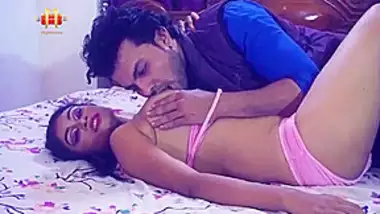 Piyashi Ladki Ne Akele Me Apne Bf Ke Sath Khujal Mitbayi