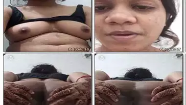 Naughty Desi girl showing her black ass hole