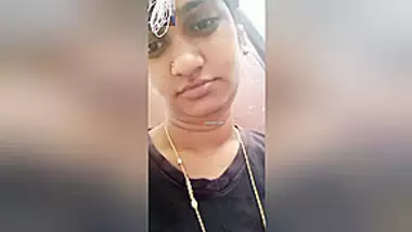 Today Exclusive -sexy Telugu Bhabhi Shows Her Boobs And Pussy