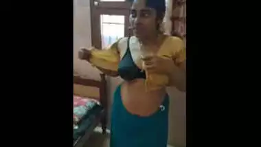 Mallu Wife Her Cloths and Boobs Sucking Part 2