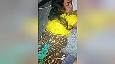 Today Exclusive- Desi Wife Pussy Video Record By Hubby