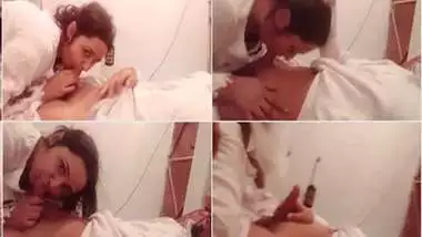 Beautiful Pakistani couple homemade porn MMS