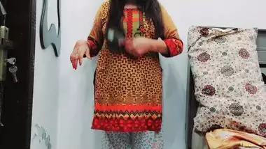 Tamil Milf Fucked By Husband On Chaand Raat...