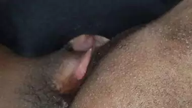 Chennai hubby eating wife pussy and swallowing cum